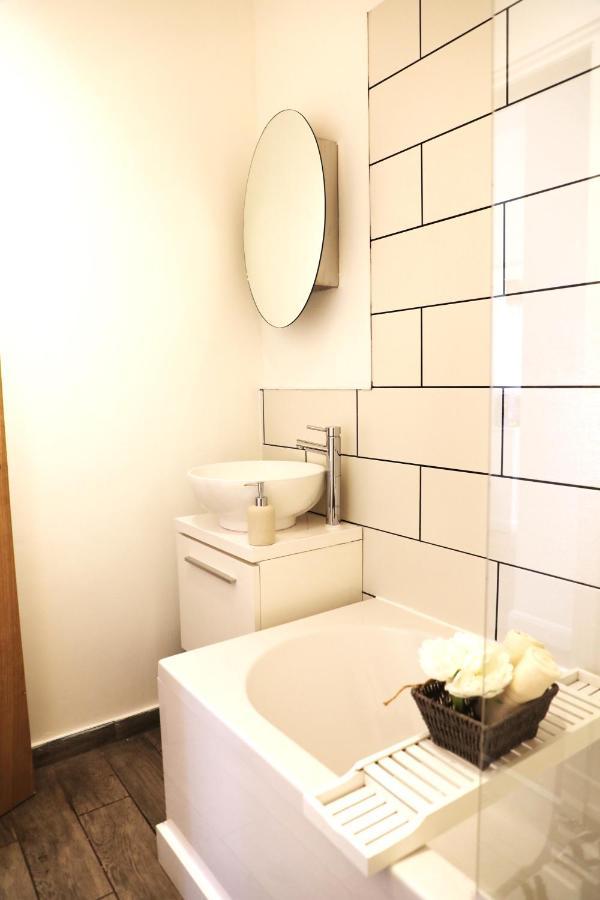 Gorgeous interior designed 1 bedroom home Bournemouth Eksteriør billede